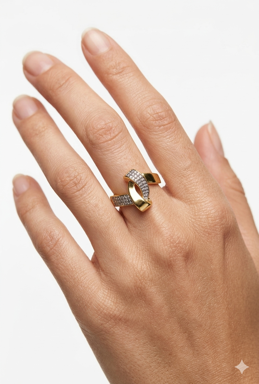 Knotted Twist Ring Interlocking Pavé Band