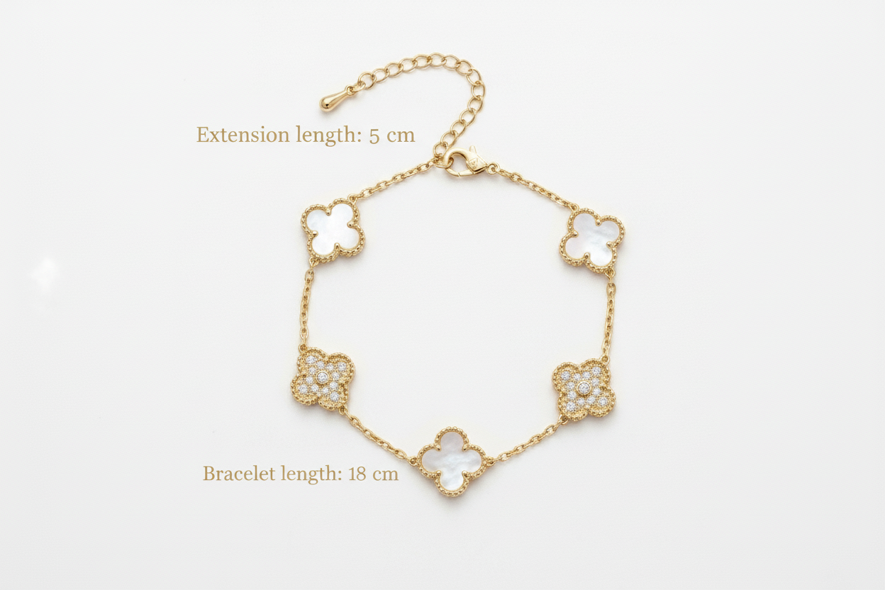 سوار بتصميم زهرة البرسيم البيضاء – صدف اللؤلؤ وكريستالات البافيه