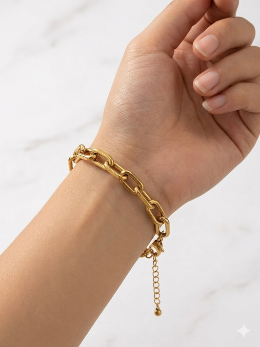 Bold Link Paper clip  Bracelet