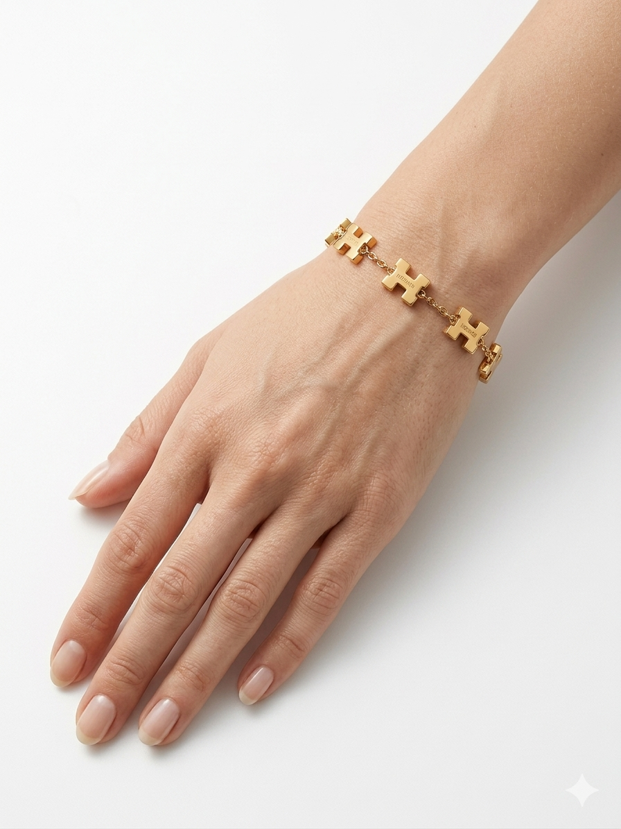 Signature "H" Station Bracelet  Logo Link Chain