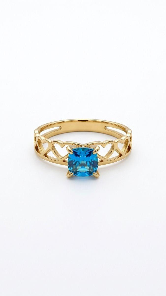 Blue Stone Ring – Heart-Detail Filigree Gold Band