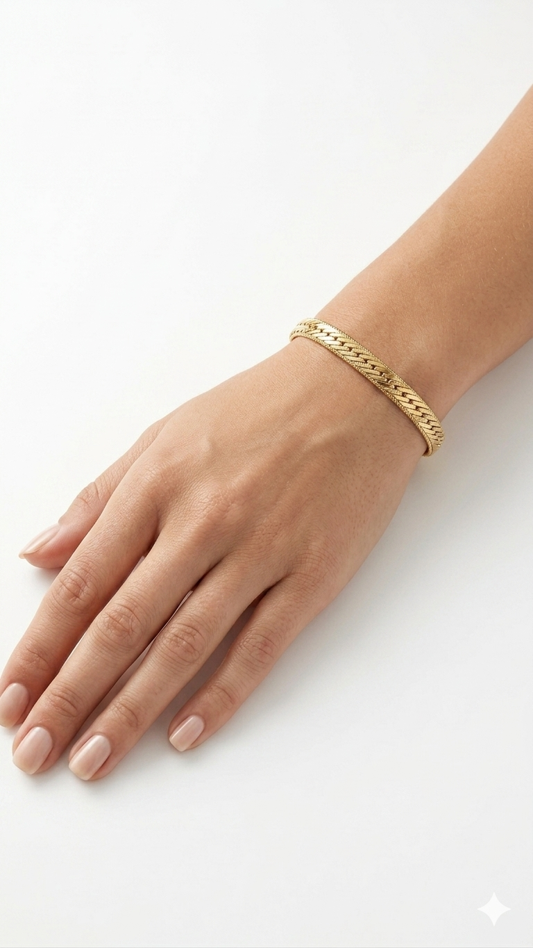 Vintage-Cut Chevron Mesh Chain Bracelet